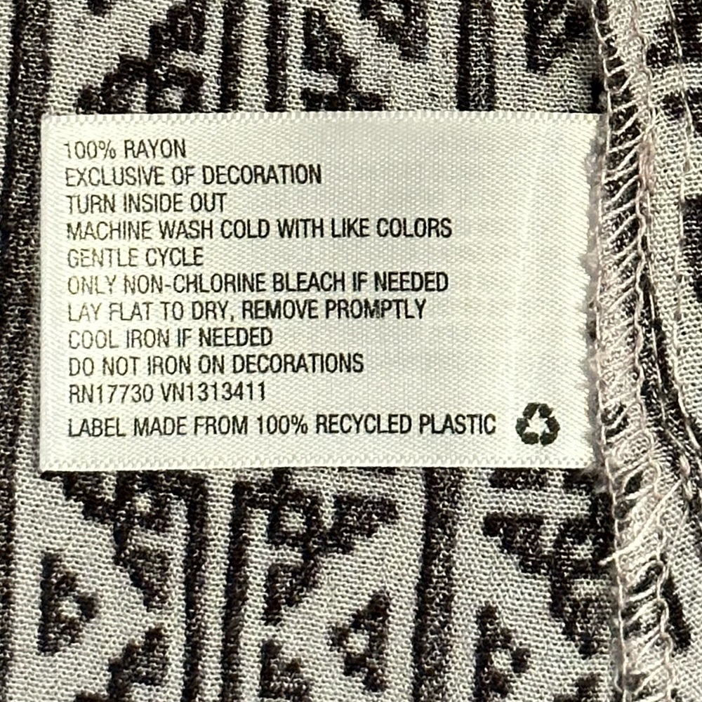 Halter top. - Picture 5 of 5